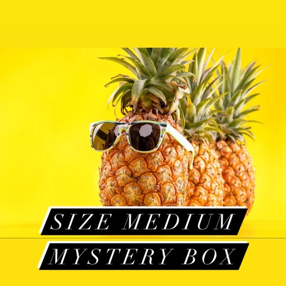 Size Medium Mystery Box ✨ - Picture 1 of 1